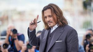 Johnny Depp, în vârstă de 61 de ani, se iubește cu o rusoaică de 28. Cum arată și cu ce se ocupă Yulia Vlasova