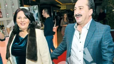 Romica Tociu nu-si lasa fiica la greu! A stat cu ochii pe ea ca pe butelie!