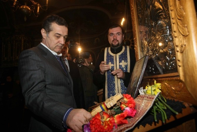 Gigi Becali nu este interesat de achiziționarea brandului "Arsenie Boca"