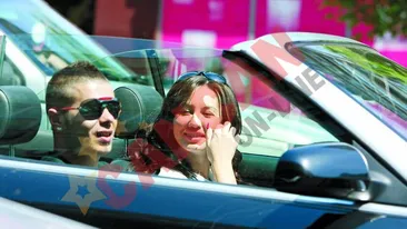 Daminuta n-a avut noroc: iubita lui nu e femeie de afaceri