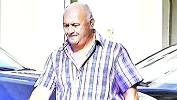 Un crestin atat de simplu, dupa vorba, dupa port. Bancherul Sever vrea sa renasca in politica