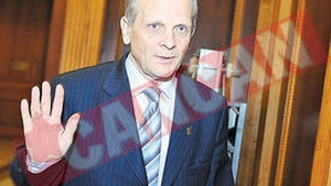 Finul lui Stolojan si-a botezat nepoata "Mercedesa Isaura"