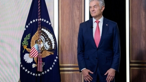 Dr. Oz, numit de Donald Trump coordonator al programelor americane de sănătate, l-a invitat pe Jeffrey Epstein la o petrecere de Ziua Îndrăgostiților