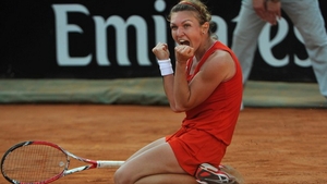 Nationala Romaniei, alaturi de Simona Halep: "Noi o sustinem pe Halep" Azi de la 18:00 joaca semifinala Rolland Garros