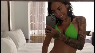 Ruby, imagine de infarct! Aproape goală, și-a tras în jos chiloțeii și… VIDEO