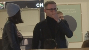 "As vrea sa te invit la mall...ca sa te IGNOR!" Gestul incalificabil facut de Sorin Brotnei fata de iubita lui!
