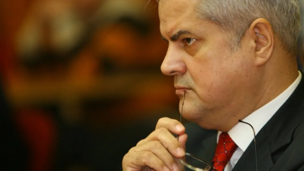 Reacția fostului premier Adrian Năstase, după moartea Ionelei Prodan: ”Mi-o aduc aminte, în apartamentul ei, vorbindu-mi despre…”