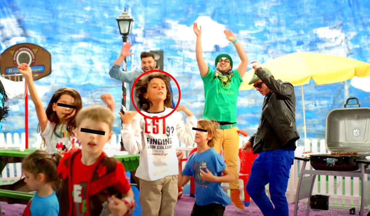 David Popovici a apărut într-un clip de-al lui Alex Velea cu Smiley. Foto: captură YouTube