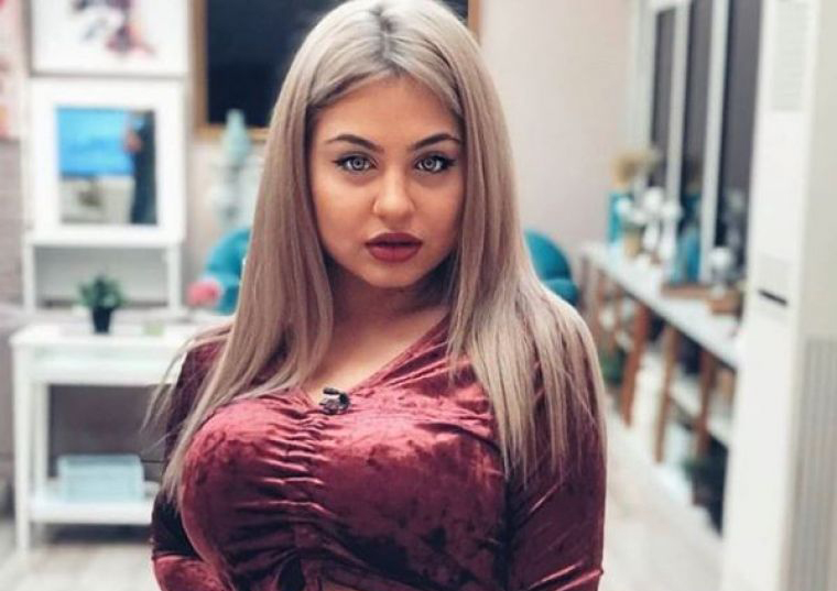 “Plușica” de la “Puterea dragostei”, mesaj surprinzător pe Facebook: “Trec printr-o etapă foarte dură “