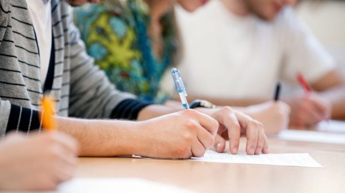 Rezultate Bac 2019, Edu.ro: Ce se întâmplă dacă ai media 5.99 la Bacalaureat. Cum se calculează, de fapt, nota finală