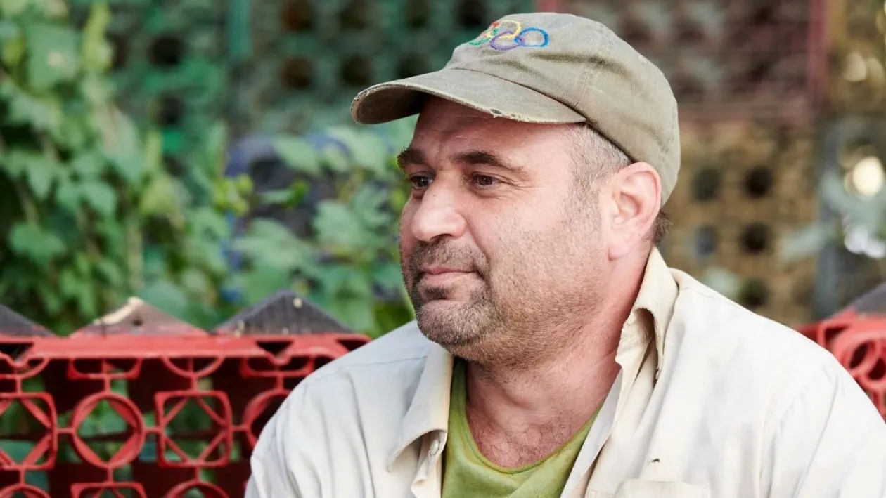 Cine este soţia din realitate a lui Celentano, din Las Fierbinţi. E clar, actorul de la Pro TV a dat lovitura în viaţa personală!