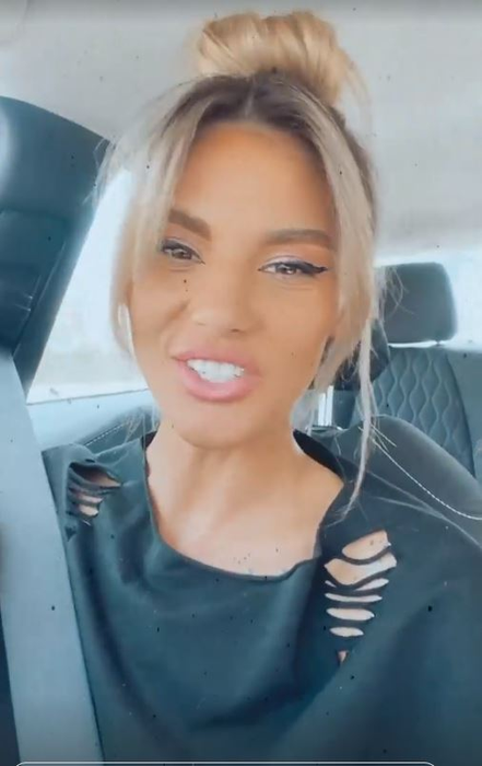 Ramona Olaru, scenă rușinoasă pe o stradă din București: “Îmi atârna aici, uscat! Ce?!? Doamne, fată frumoasă” | FOTO