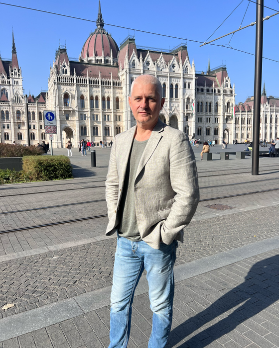 Fiica lui Virgil Ianțu a ajuns la munca de jos în Spania! „Spală sute de vas, face paturi, WC-uri”. Cu ce se ocupă Jasmina