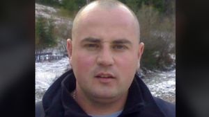 Un asistent medical s-a sinucis după ce a fost depistat pozitiv cu COVID-19