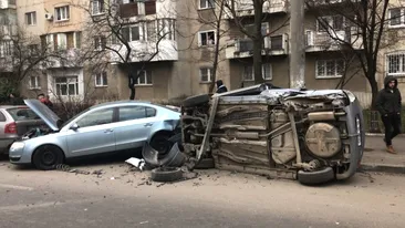 Un șofer turc a făcut praf opt mașini în Capitală! Bărbatul era băut