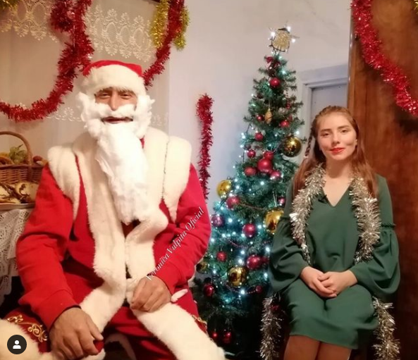 Vulpița și-a schimbat look-ul fix la trecerea dintre ani! Mesajul fostei vedete de la Acces Direct