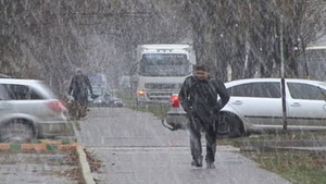 AVERTIZARE METEOROLOGICĂ. COD GALBEN ŞI COD PORTOCALIU. De când intră în vigoare

