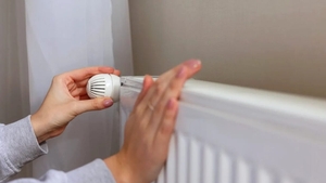 Este bine să oprești caloriferele în camerele goale? Ce se întâmplă cu consumul, de fapt