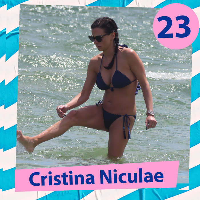 Top 30 vedete care se hârjonesc în apă în cele mai sexy poziții. Ce locuri ocupă Ramona Olaru, Antonia ori Gina Pistol între “Reginele Splash-urilor”