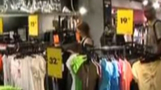 VIDEO Garderoba noua cu 80% reducere