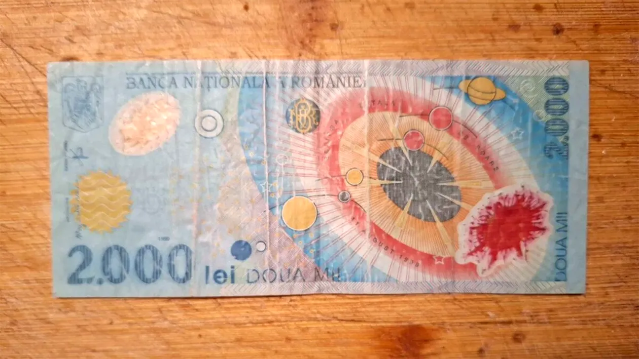 Te poți îmbogăți. Cu cât se vinde o bancnotă cu eclipsa din 1999, acum, în 2026