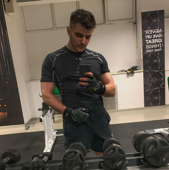 EXCLUSIV| Cu cine se iubește Vlad Drăgulin, aka Malone, din ”Băieți de oraș”! Avem primele imagini cu ei împreună