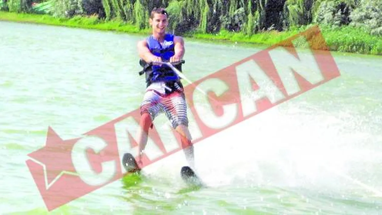 Mihai Paul cobora scarile cu spatele