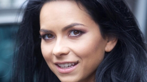 Inna si-a schimbat complet LOOK-UL: s-a vopsit si si-a facut asta! Cum a aparut cantareata in aceasta dimineata