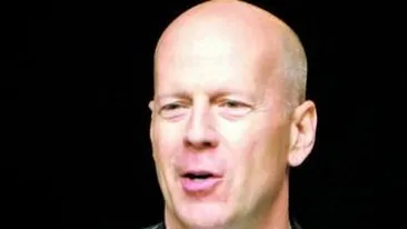 Ce mai face Bruce Willis. Moare greu la Budapesta