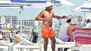 Turcu si Mitica si-au scos gazelele la plaja