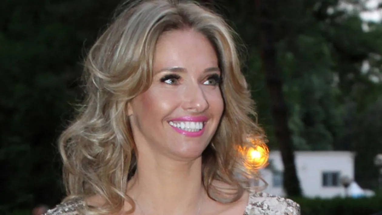 Ileana Badiu e dezastru in bucatarie! Vezi cum i-a luat tigaia foc si cum a fost la un pas sa incendieze bucataria