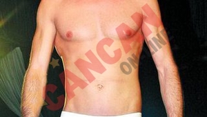 VIDEO Cu ei se "lupta" Ricky la "Mister World"