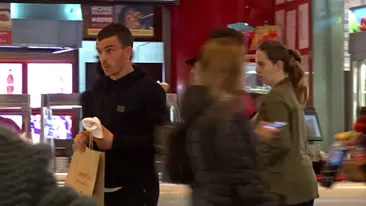 Dinamovistul a plecat acasă cu soţia, dar şi cu mâncarea. Câinele preferă chinezesc!