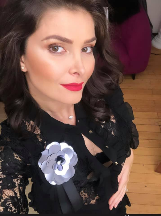 Alina Pușcaș a anunțat când naște al treilea copil. Vedeta Antenei își pune sarcina în pericol?! Gestul făcut de ea