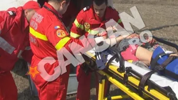 Doi elevi din Iasi, la un pas de moarte dupa explozia unui proiectil