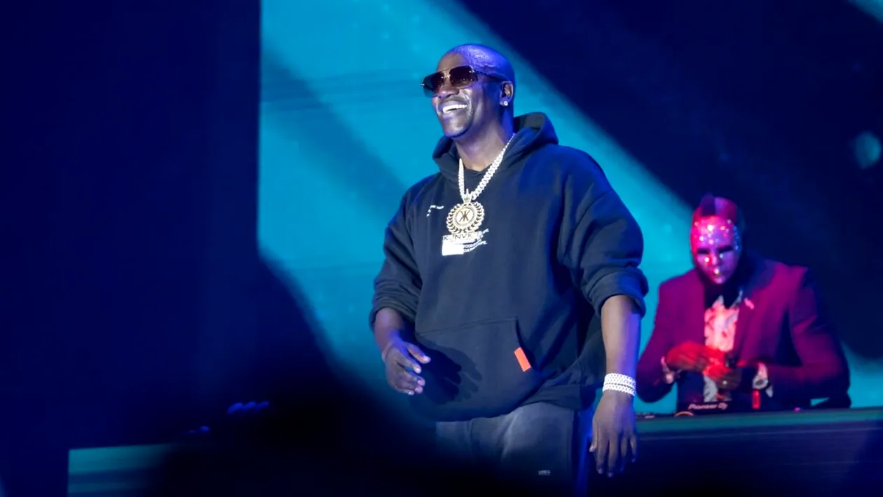 Akon a fost arestat pentru că a condus fără permis. Ce au descoperit oamenii legii