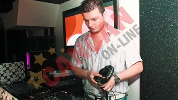 Aduce Sensation White de Revelion