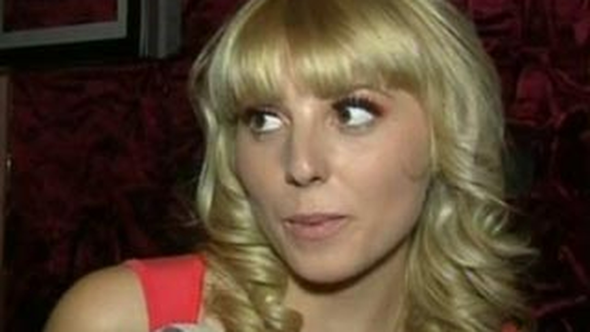 VIDEO Alina Plugaru are o metoda perversa  pentru a ii impaca pe Oana Zavoranu si Pepe! Vezi ce "obraznicie" le-a propus sa incerce