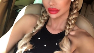 Bianca Drăgușanu, poziție de infarct! Cum s-a descurcat blondina la... provocarea 69