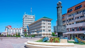 Municipiul-reședință de județ în care o garsonieră se vinde cu doar 10.000€ acum, în luna martie 2026