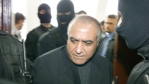 Ce face la coltul strazii fiul celui mai cautat terorist din Romania. A trecut pragul majoratului si…