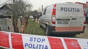 Descoperire şocantă în Timişoara. Cadavru în descompunere, găsit pe un câmp