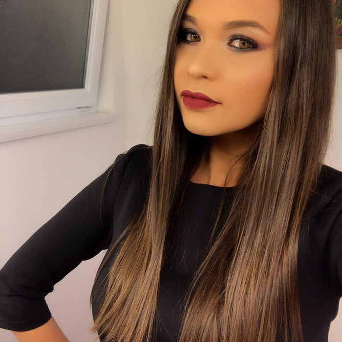 O cântăreaţă de la noi s-a retras din lumina reflectoarelor de teamă că ar putea sfârşi ca Denisa Răducu! Legătura dintre cele două artiste cunoscute
