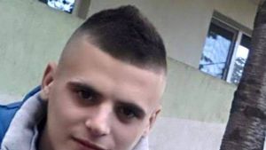 Un tânăr sportiv din Olt s-a spânzurat pentru că a pierdut banii la păcănele