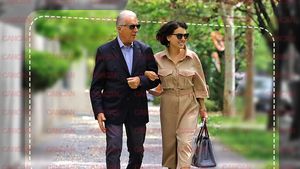 Miliardarul Piero Ferrari și soția lui, Romina, apariție de senzație în inima Bucureștiului!  CANCAN.RO are imaginile zilei