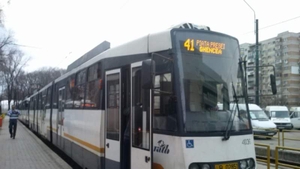 Circulația liniei 41 este blocată în zona Ghencea din Capitală din cauza unui tramvai defect
