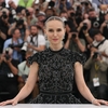 Natalie Portman a născut în secret al treilea copil! Primele imagini cu bebelușul actriței și al muzicianului Tanguy Destable