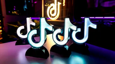 TikTok te urmărește chiar dacă nu ai cont / Iată cum poți să scapi de el