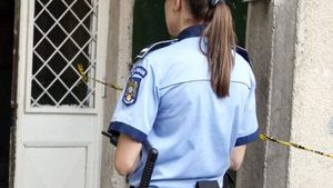 Scandal monstruos la IPJ Iași. “În p*** mea, sunt comisar, nu pot munci cot la cot cu nişte c*** de agenţi!” Cum își umilea o polițistă subalternii