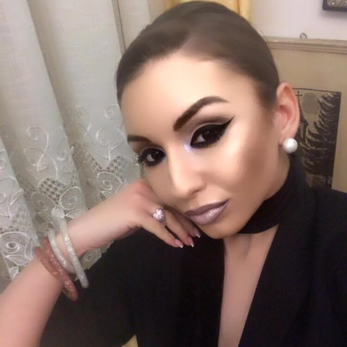 FOTO. Eugenia, fata cea mică a lui Corneliu Vadim Tudor, arată demențial în costum de baie! Unde lucrează, acum, fiica Tribunului
